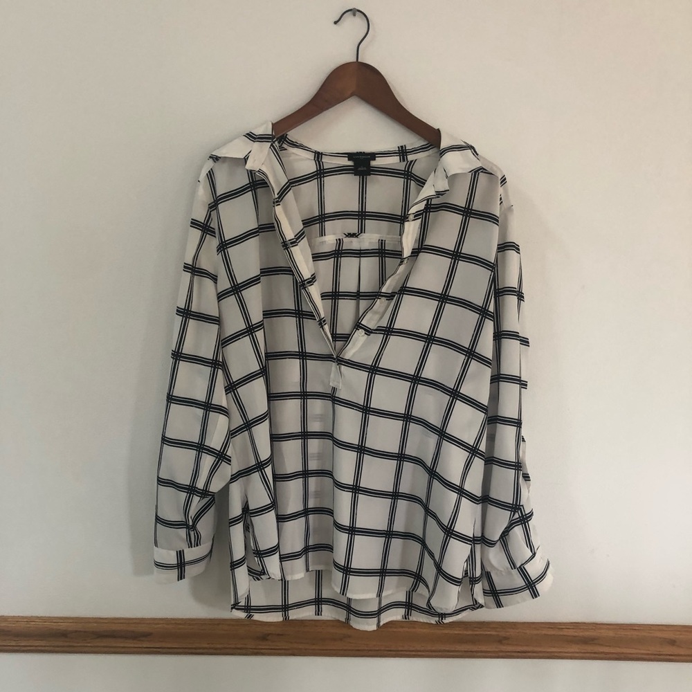 LOFT Black and White blouse